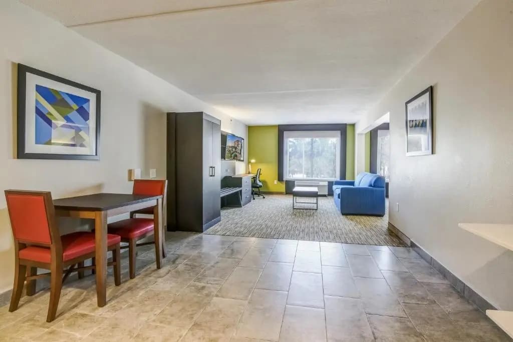 Hotel photo 12
