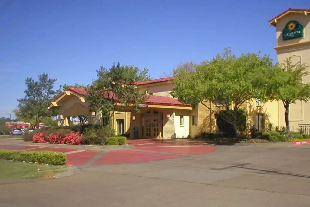 Hotel photo 1