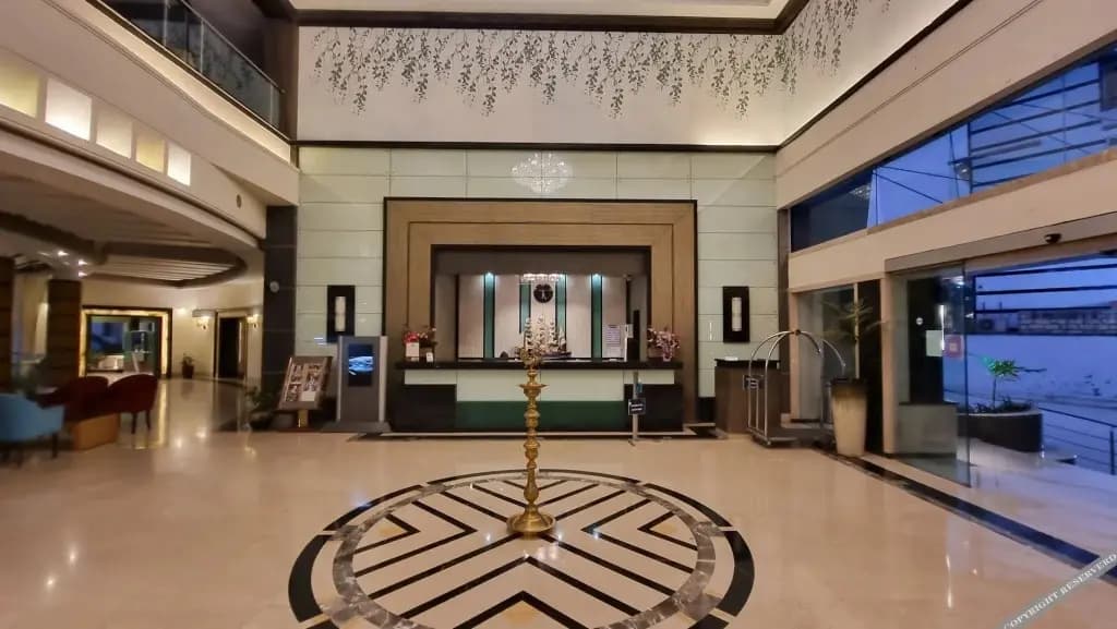 Hotel photo 1