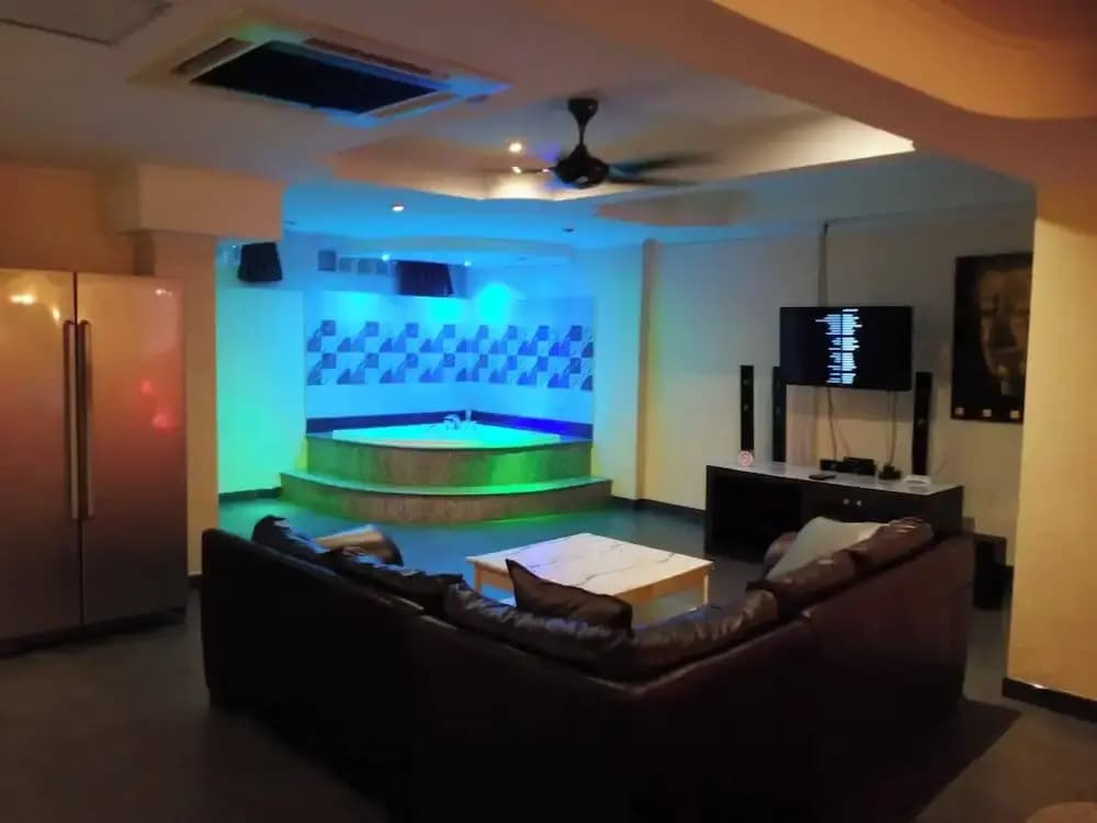 Hotel photo 12