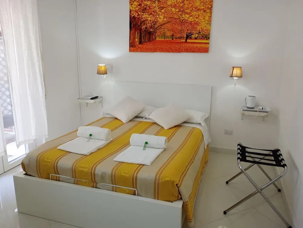 Economy room