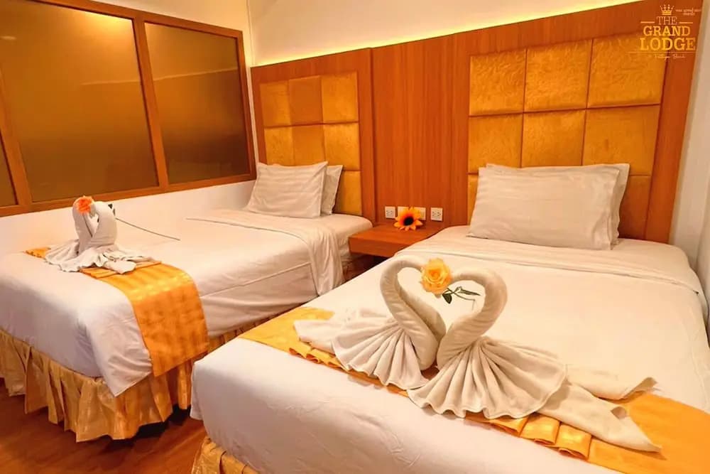 Deluxe Double room twin beds