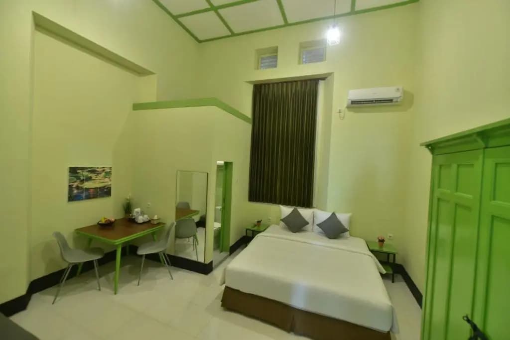 Superior room