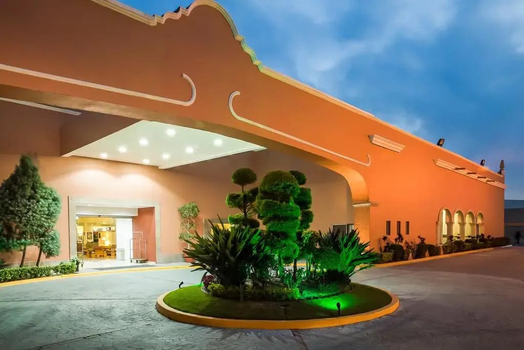 Hotel photo 1