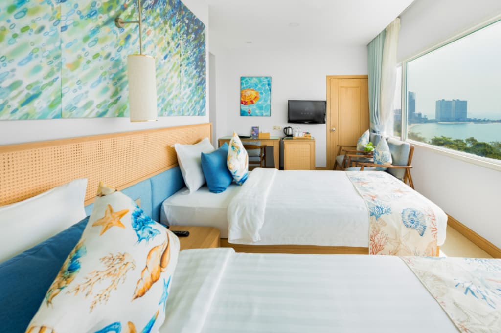 Deluxe Double room twin beds