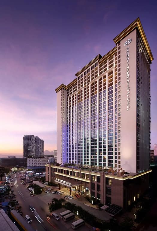 Premier room