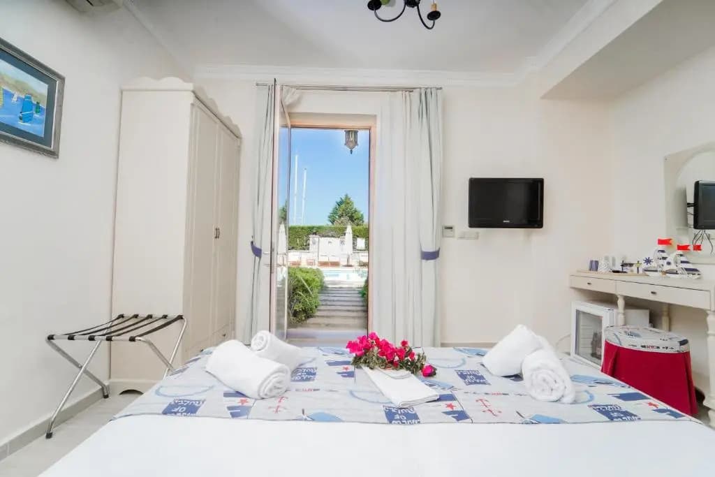 Standard Double room full double bed