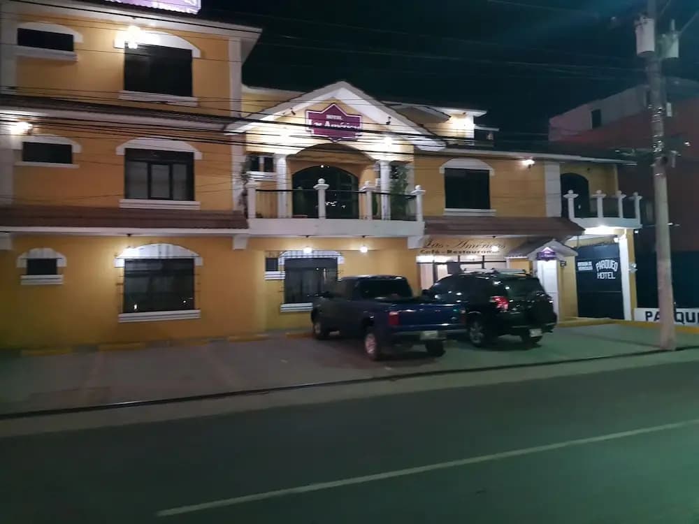 Hotel photo 1
