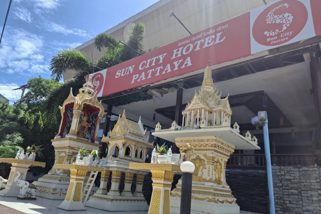 Hotel photo 1