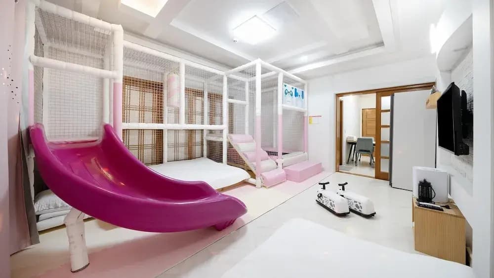 2 Bedrooms Standard room with balcony