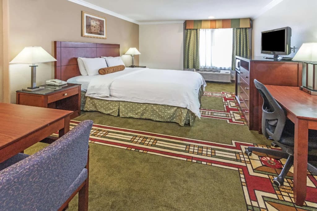 Standard Double room full double bed