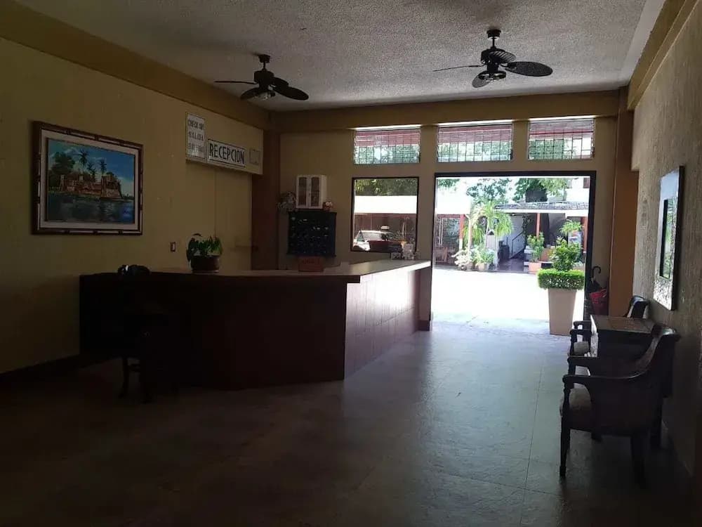 Hotel photo 2