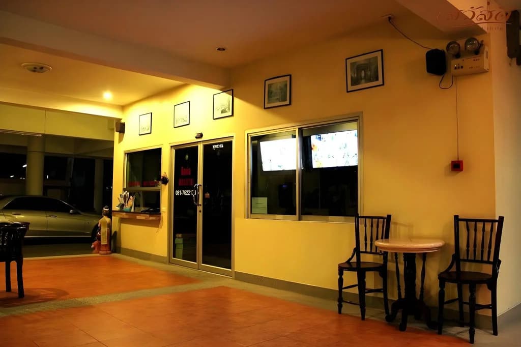 Hotel photo 13