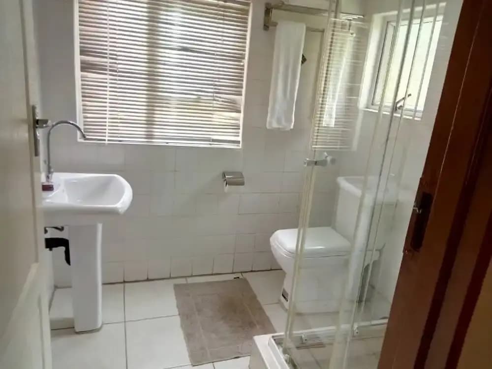 Comfort room