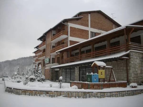 Hotel photo 1