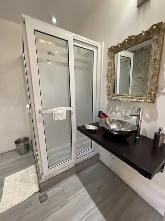 1 Bedroom Presidential Suite