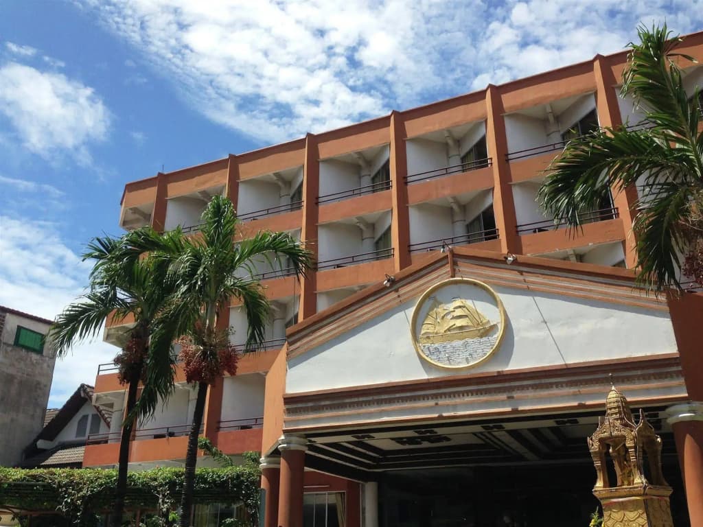Hotel photo 12