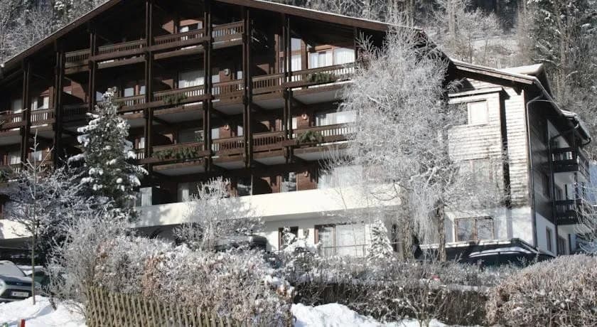 Hotel photo 1