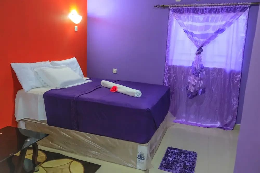 Economy room