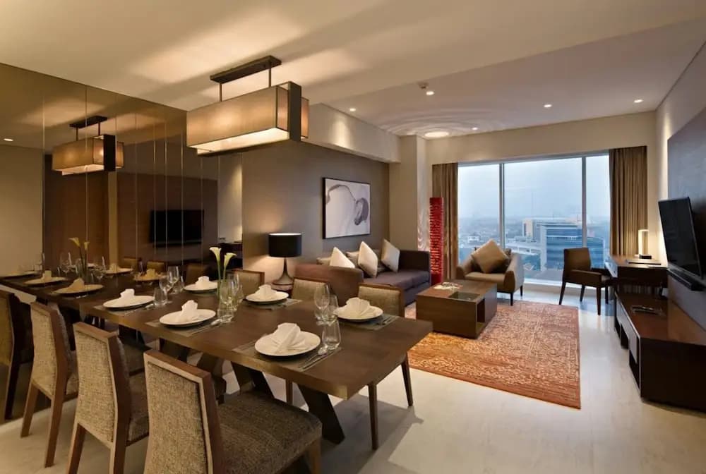 Deluxe Suite