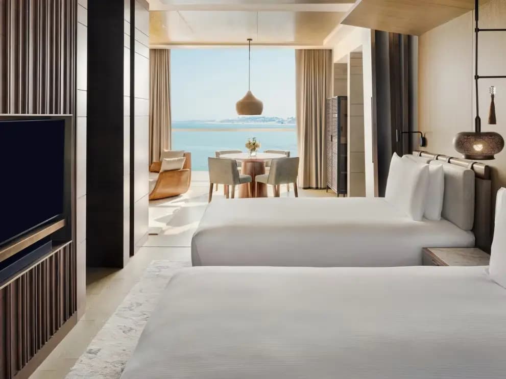 1 Bedroom Double Villa seafront twin beds