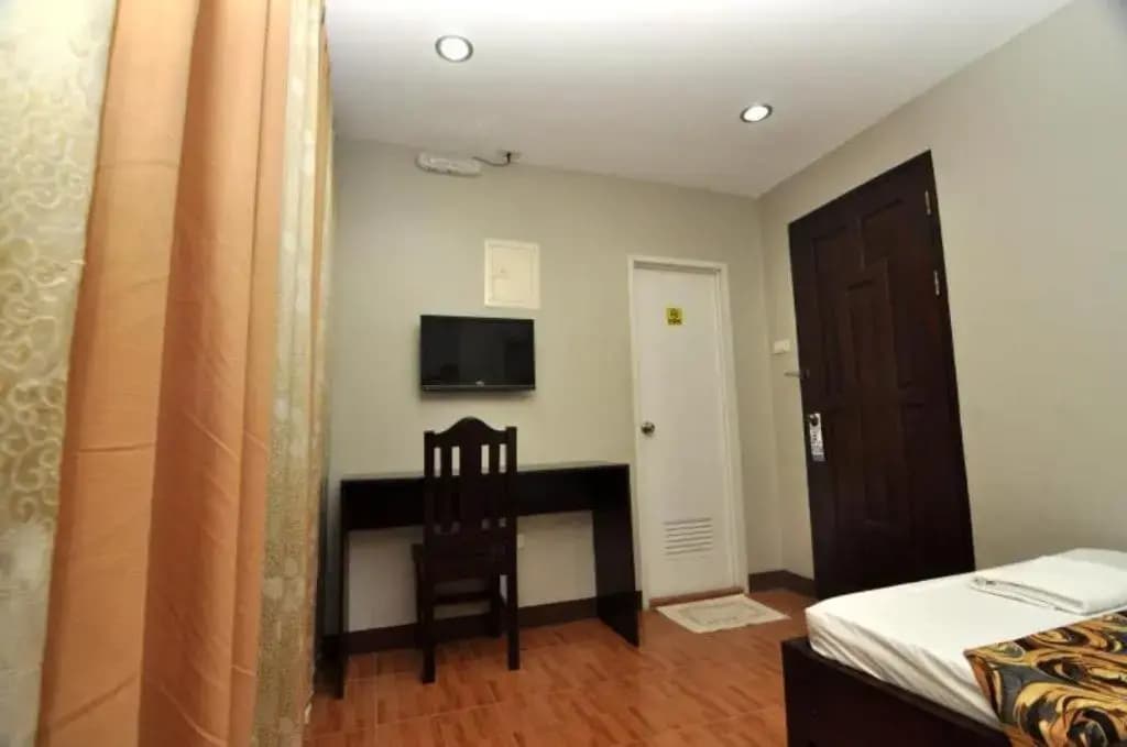 Standard Double room full double bed