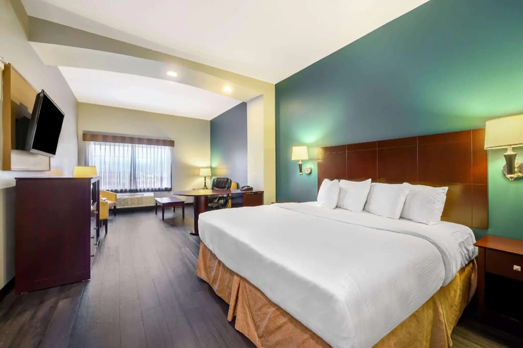 Deluxe Double room full double bed
