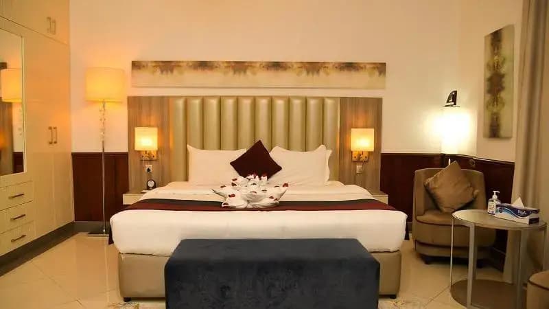 Deluxe Double room with balcony full double bed