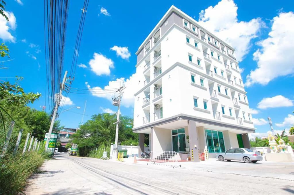 Hotel photo 1