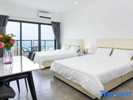 Deluxe Double Studio with sea view twin beds