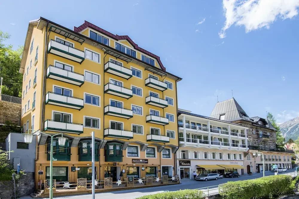 Hotel photo 12