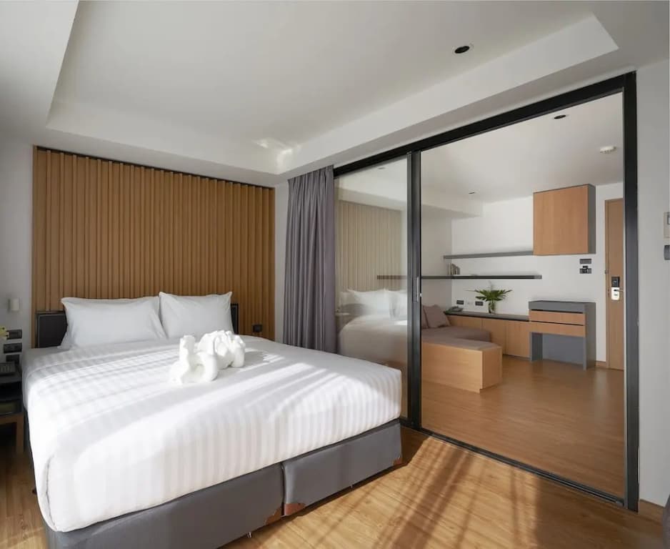 Suite with balcony