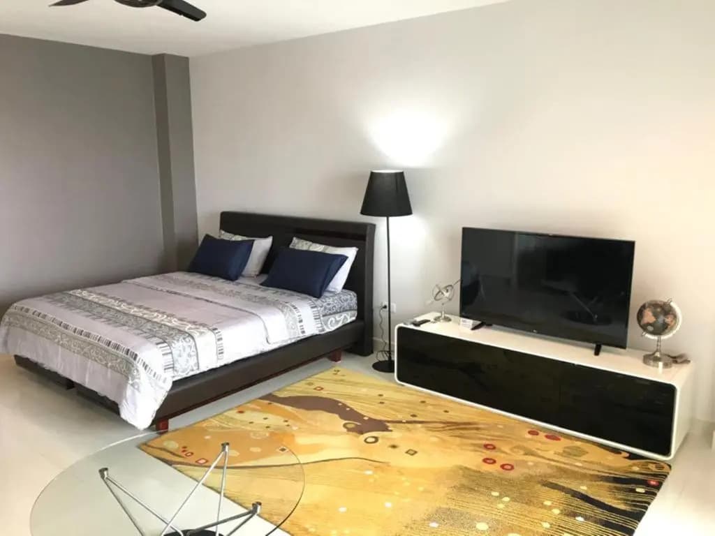 Apartment with sea view