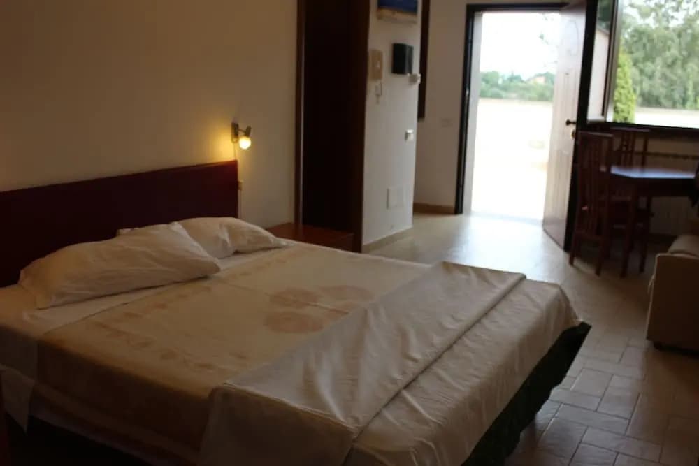 2 Bedrooms Apartment with balcony