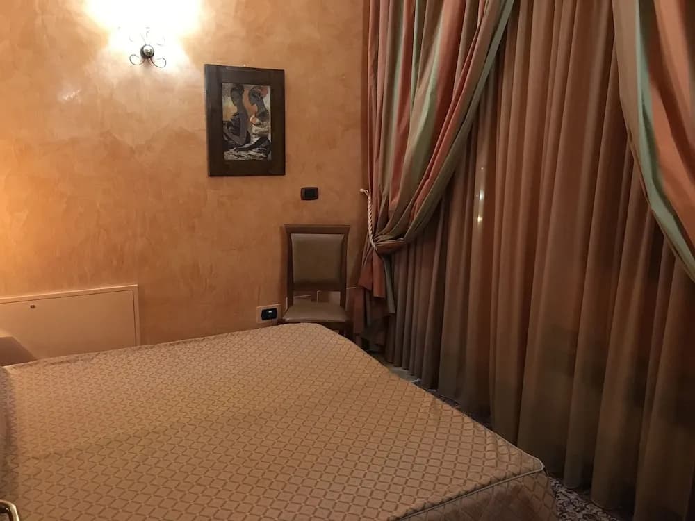 Suite with balcony