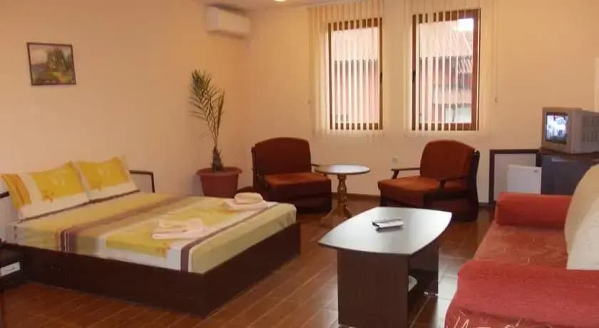 Hotel photo 11