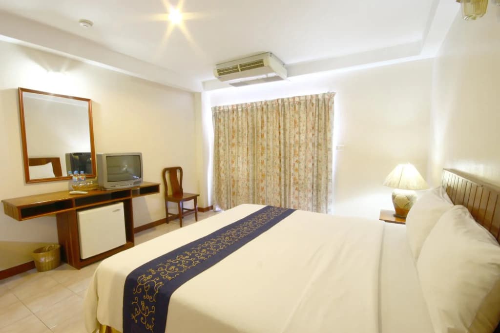 Deluxe Double room full double bed