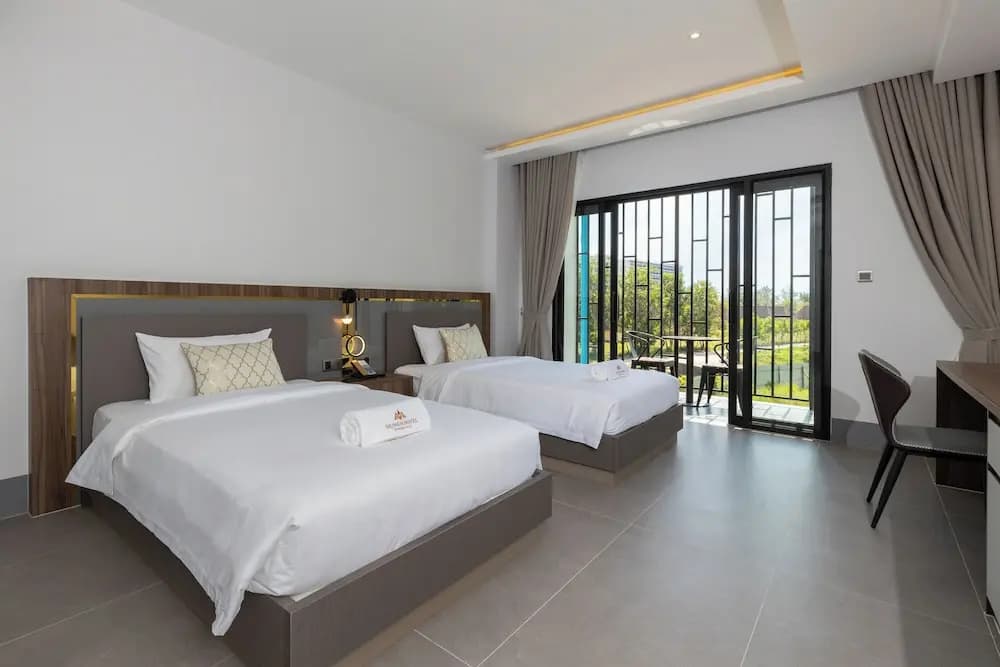 Superior Double room with balcony twin beds