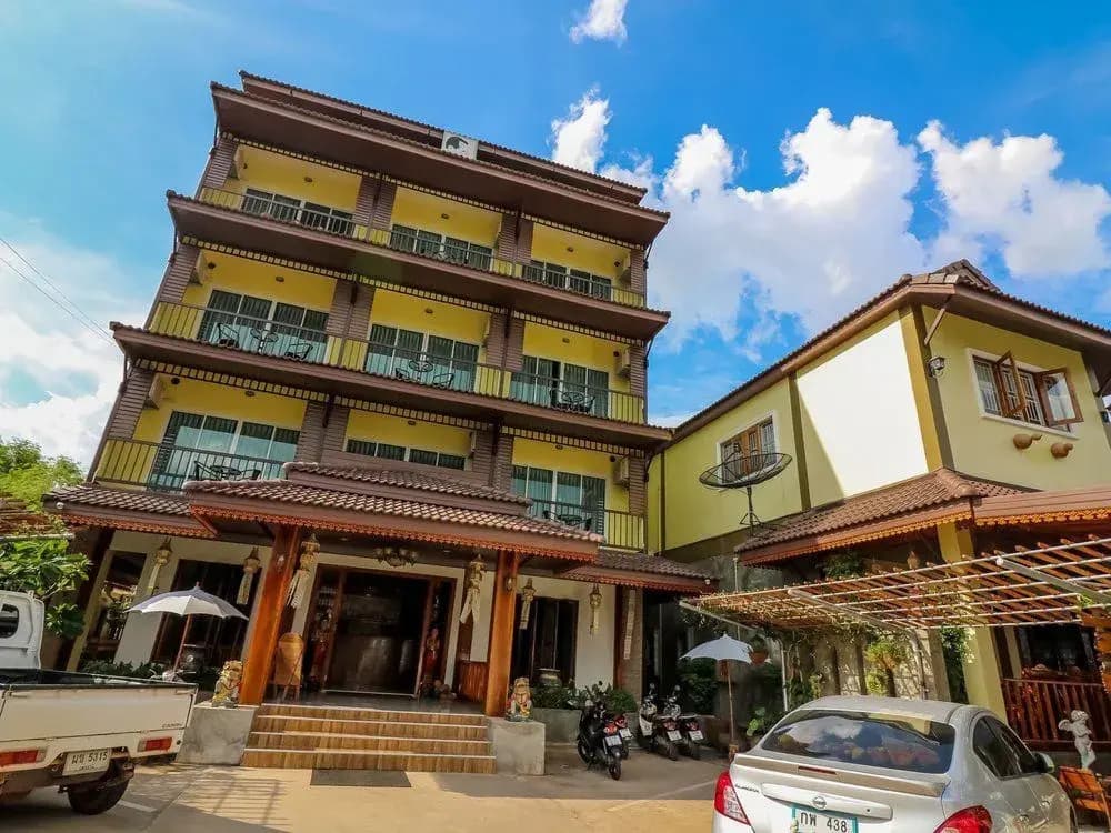 Hotel photo 1