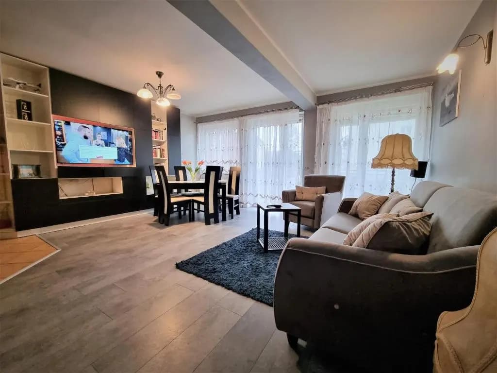 Apartment with balcony