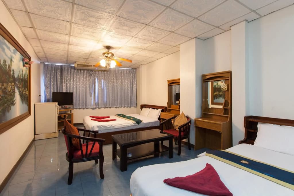 Hotel photo 2