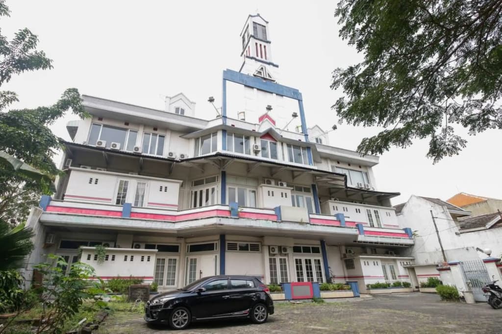 Hotel photo 1
