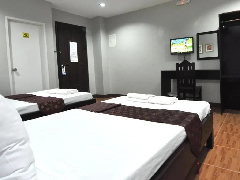 Standard Quadruple room