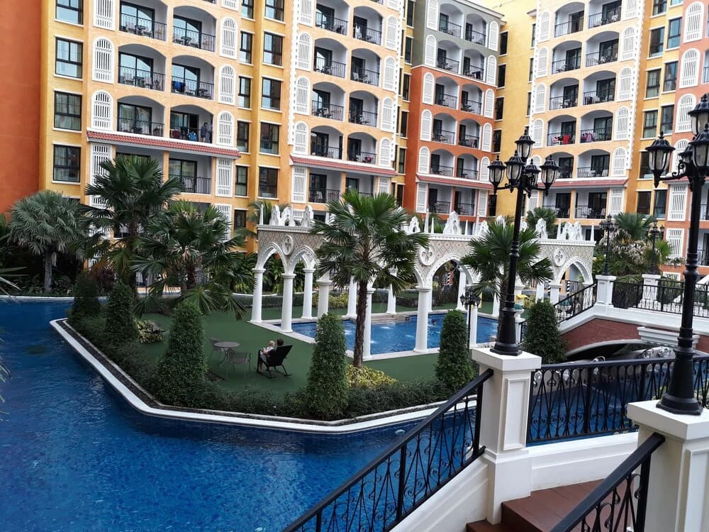 Hotel photo 1