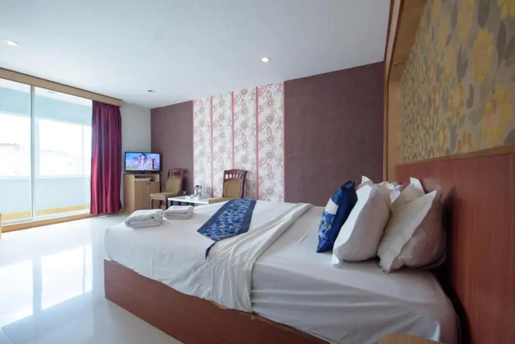 Hotel photo 8