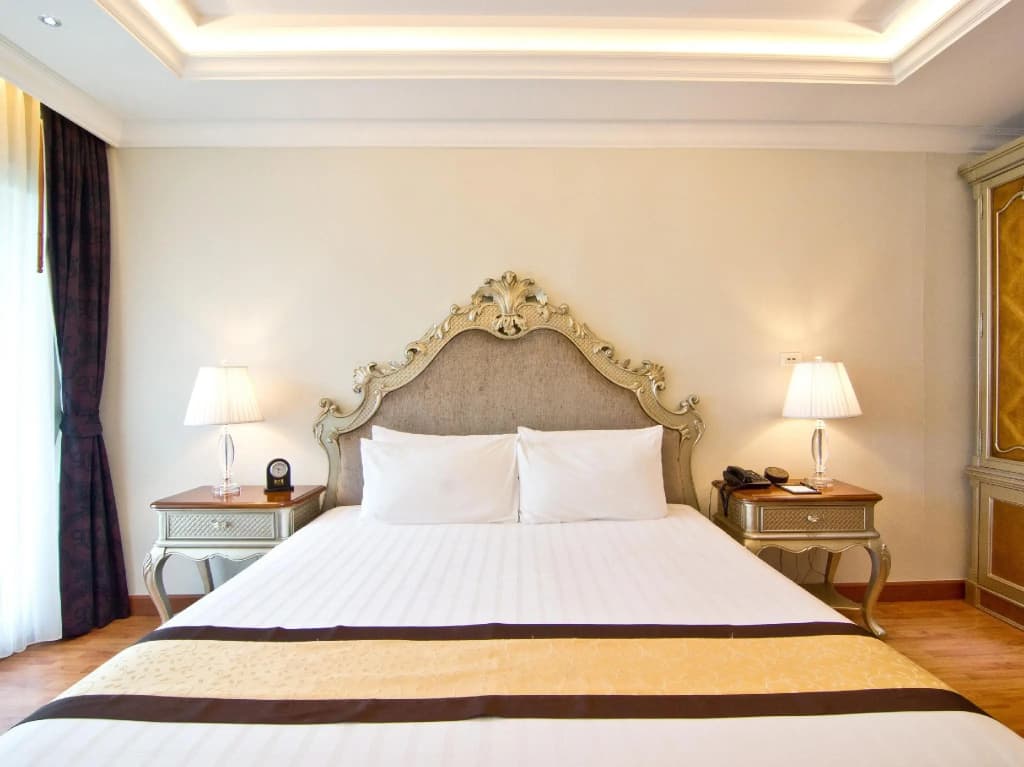 Double Studio full double bed