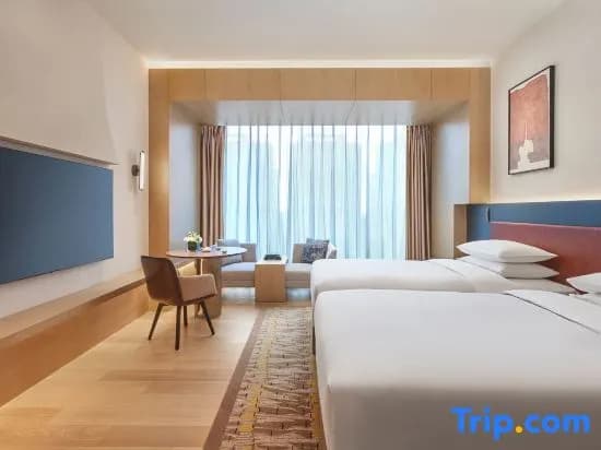 Standard Double Club room twin beds