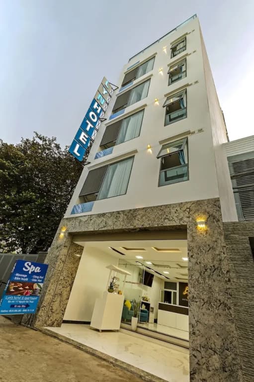 Hotel photo 1