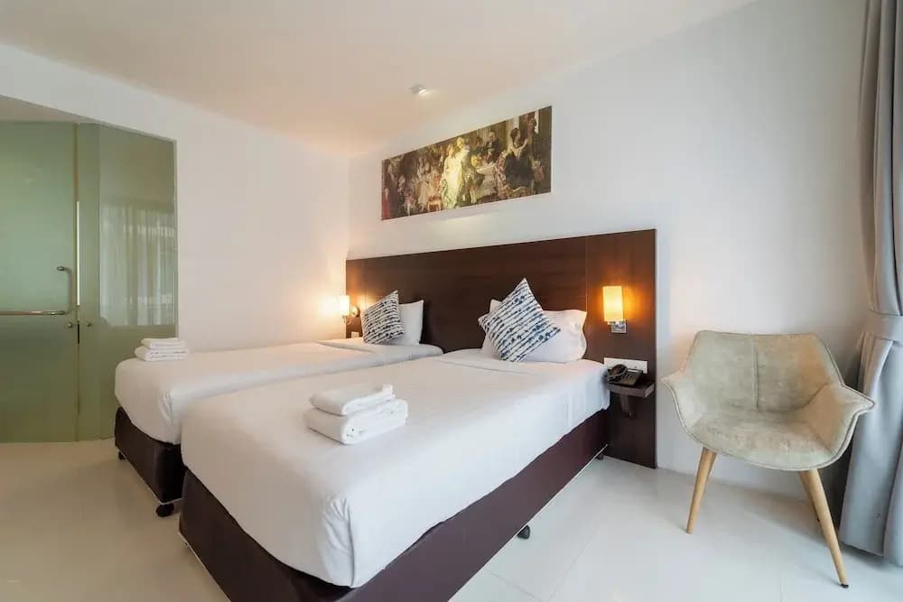 Deluxe Double room with balcony twin beds