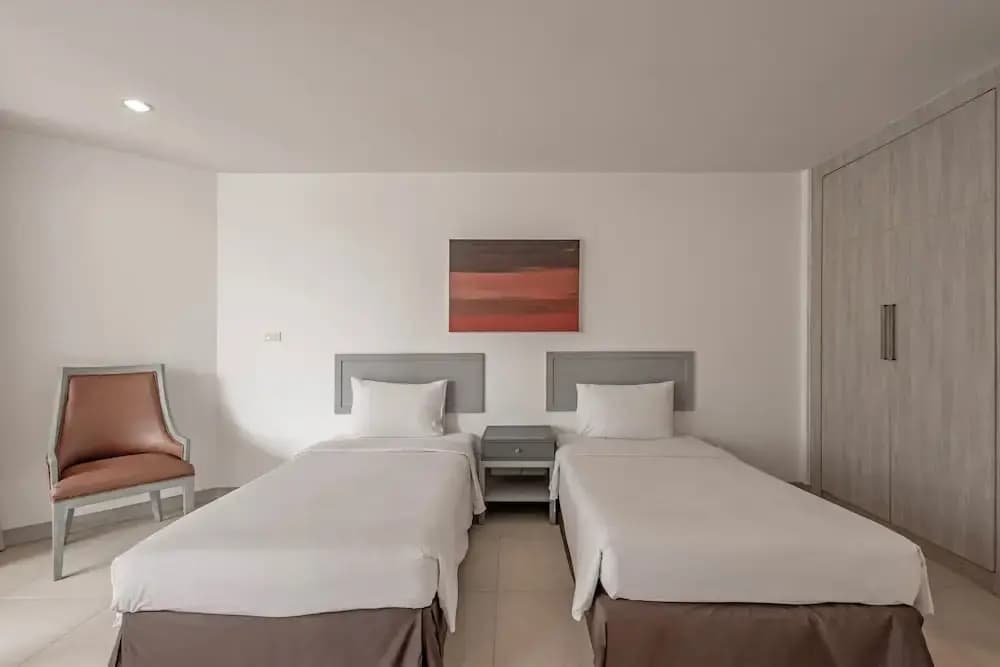 Premier Double room with balcony twin beds